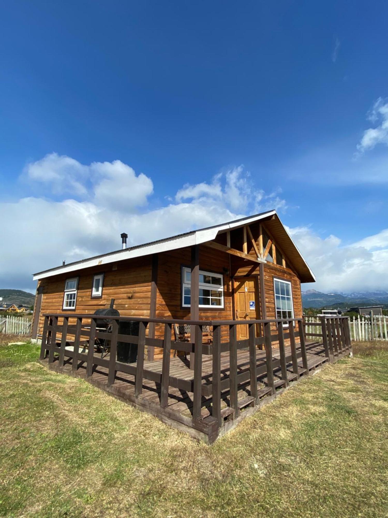 Cabanas Lago Tyndall Torres del Paine National Park Exterior photo