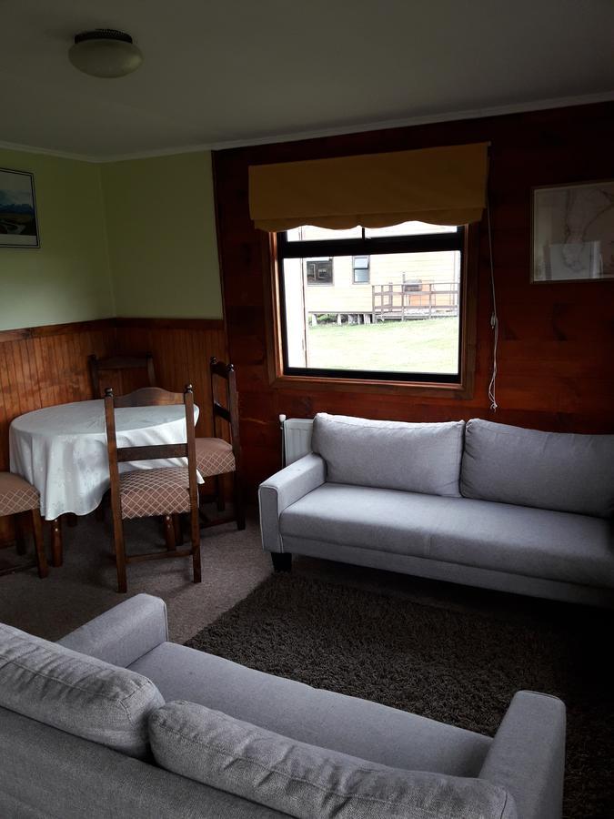 Cabanas Lago Tyndall Torres del Paine National Park Exterior photo